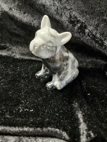 Chien 3D noir, blanc et gris – Image 2