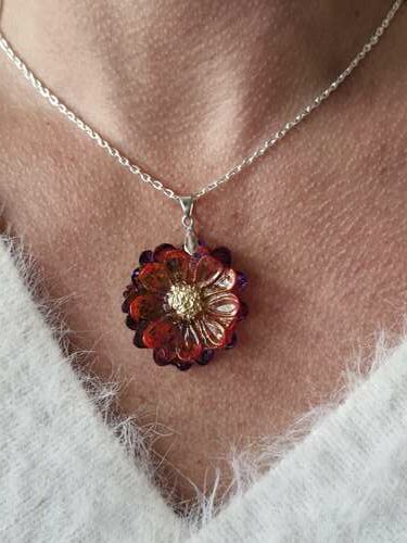 Pendentif fleur violet rouge et doré – Image 2