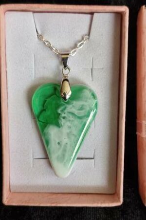 Pendentif cœur vert transparent et blanc