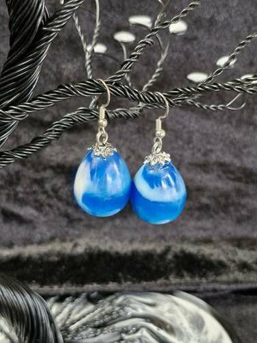 Boucles d'oreilles dégradé bleus – Image 2